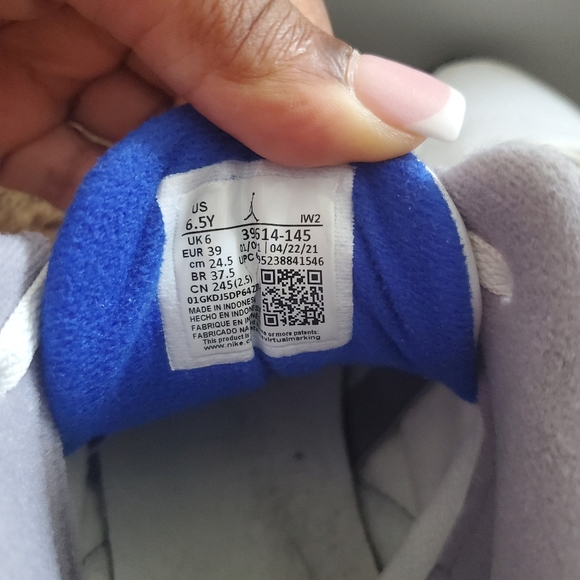 Retro Jordan 3 - Picture 3 of 4